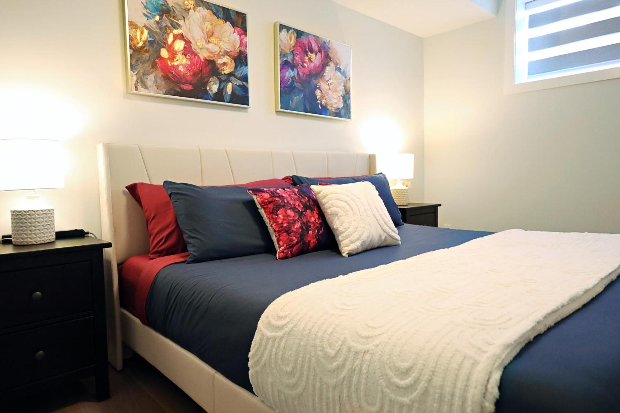 Downtown Suite King Beds,Long Stays,Disney+ Edmonton Exteriör bild