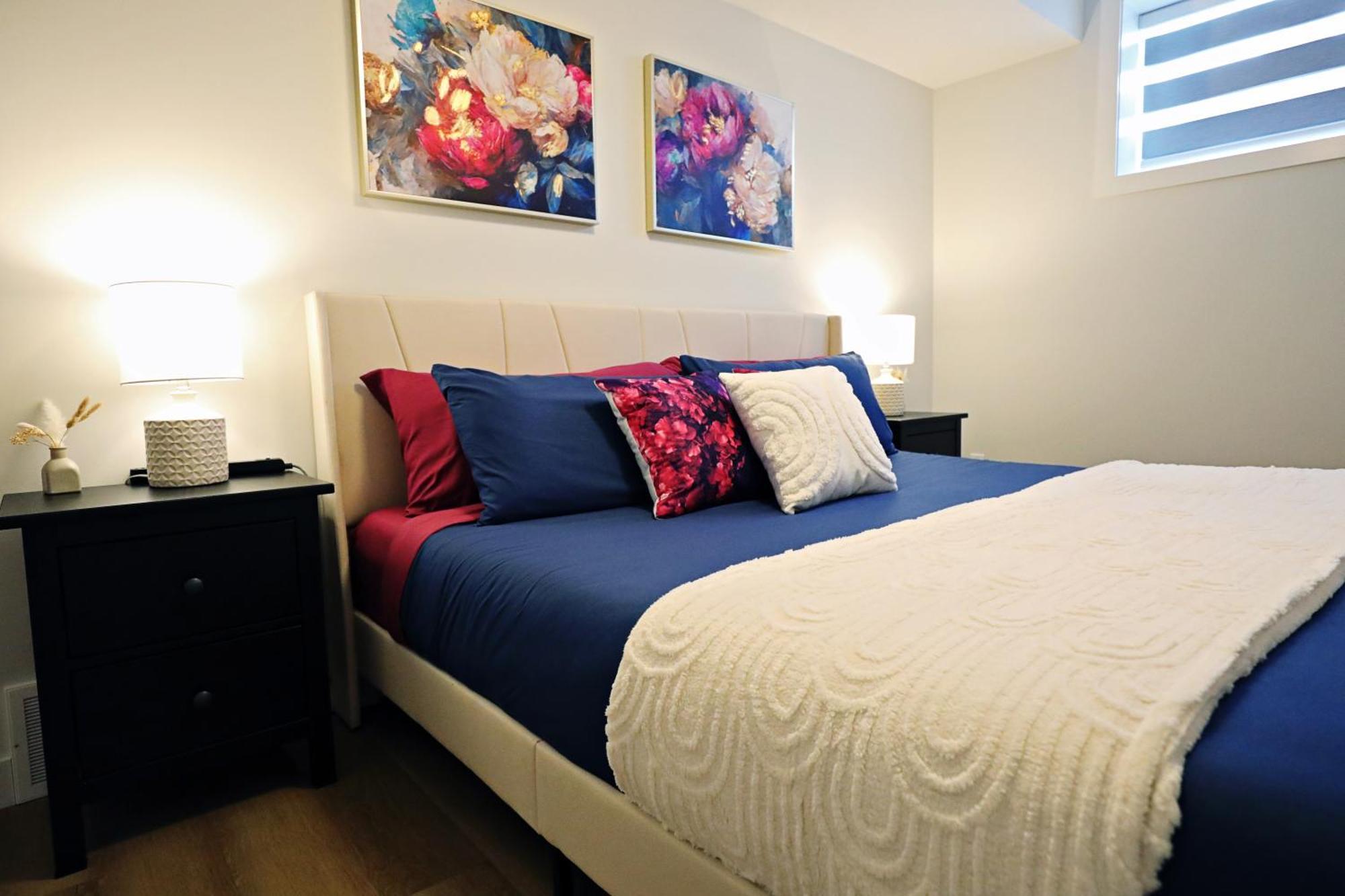 Downtown Suite King Beds,Long Stays,Disney+ Edmonton Exteriör bild